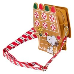 Loungefly Peanuts Snoopy Gingerbread House Figural Crossbody -Fashion T Shirt Shop PNTB0014 LFPEANUTSSNOOPYGINGERBREADHOUSEFIGURALCROSSBODY45QUARTER